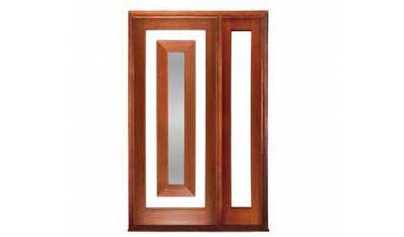 escudo: single door + sidelight on right